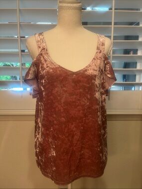 BCX Velvet Cold-Shoulder Camisole in Rose